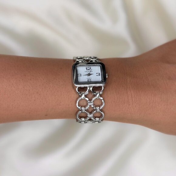 Y2K Chain Link Watch: Silver Statement Bracelet, Square White Dial - Picture 5 of 7